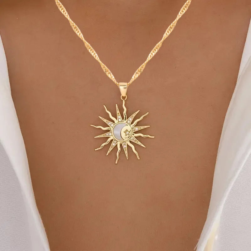 Collier pendentif strass brillant, soleil, pour femme