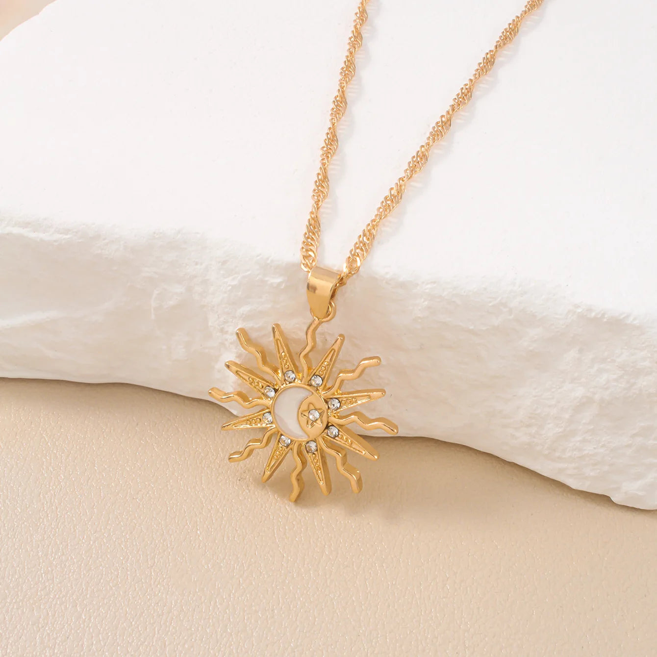 Collier pendentif strass brillant, soleil, pour femme